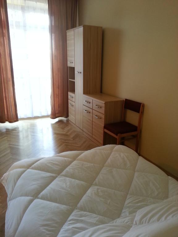 クラクフApartament Familiaアパートメント 部屋 写真